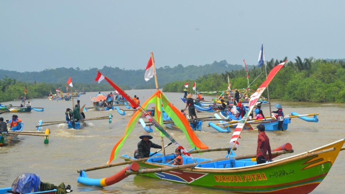 Lapangan Kongsi: Tempat Bertemu & Berbagi di Cilacap